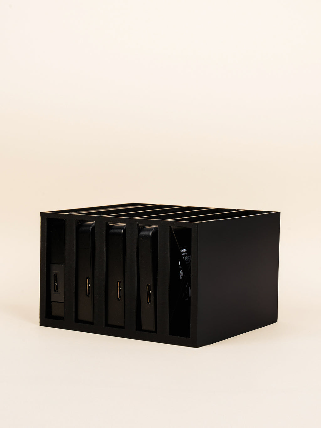 Harddisk Organizer – 3D Baskı, Çoklu Disk Bölmeli Düzenleyici