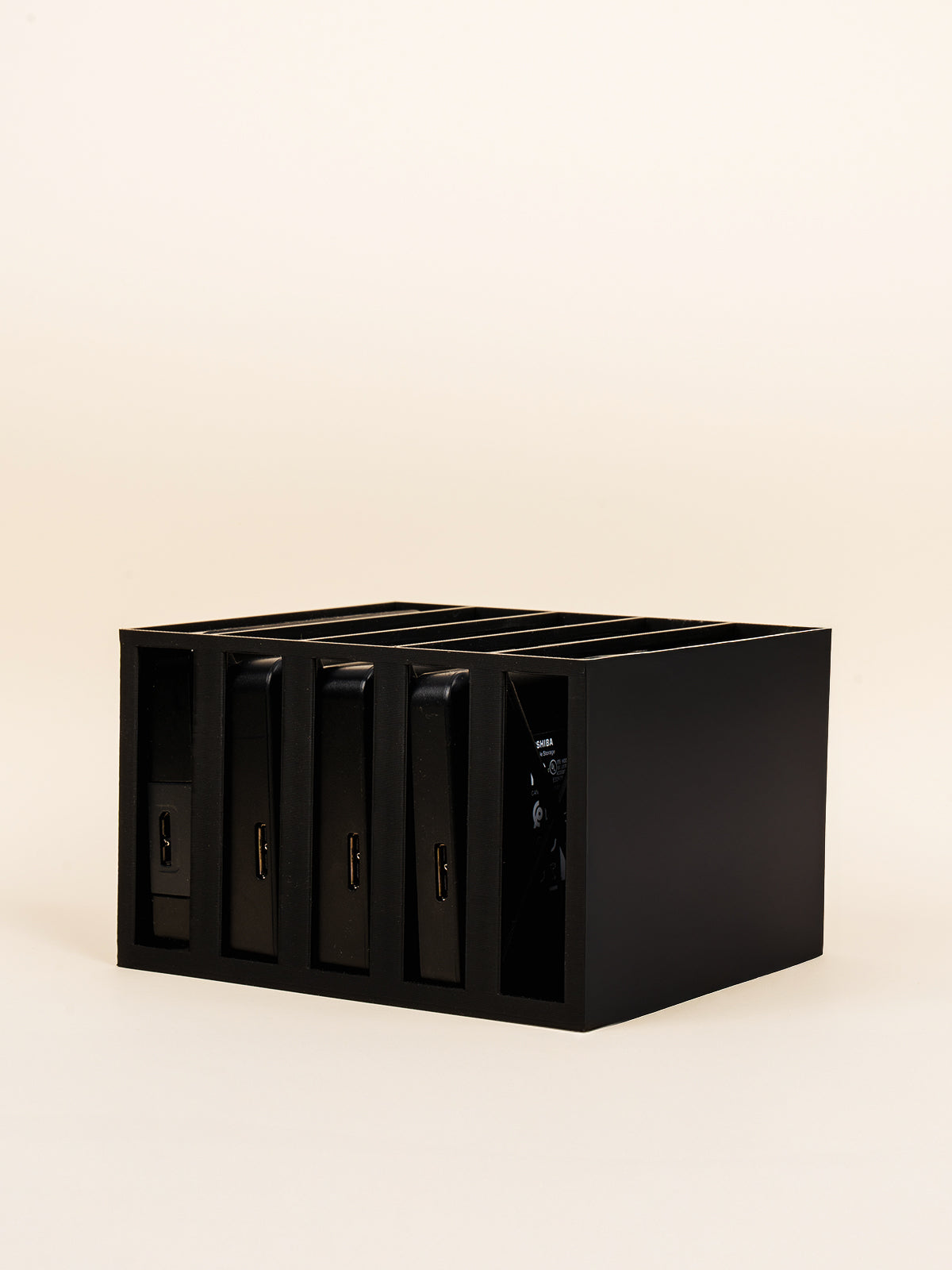 Harddisk Organizer – 3D Baskı, Çoklu Disk Bölmeli Düzenleyici